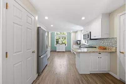 18 Pleasant Wood Dr, Sandwich, MA 02563 - Photo 4