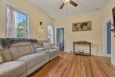37 Elm St, Greenfield, MA 01301 - Photo 6