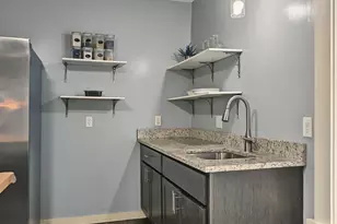 37 Elm St, Greenfield, MA 01301 - Photo 14