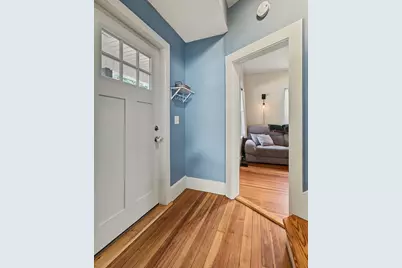 37 Elm St, Greenfield, MA 01301 - Photo 4