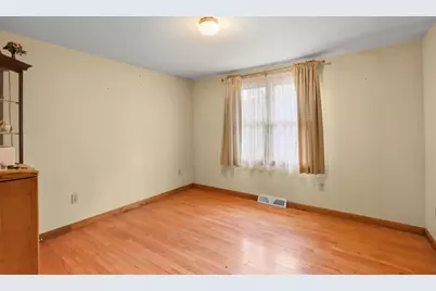 2576 Cranberry Hwy, Wareham, MA 02571 - Photo 24