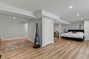 24 Locust St, Salisbury, MA 01952 - Photo 20