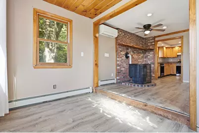 141 Long Pond Dr, Dracut, MA 01826 - Photo 4