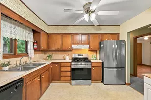 6 Lincoln Dr, Fairhaven, MA 02719 - Photo 10