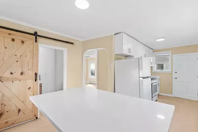 6 Coffin Avenue Ct, New Bedford, MA 02746 - Photo 6