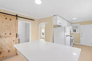 6 Coffin Ave Ct, New Bedford, MA 02746 - Photo 6