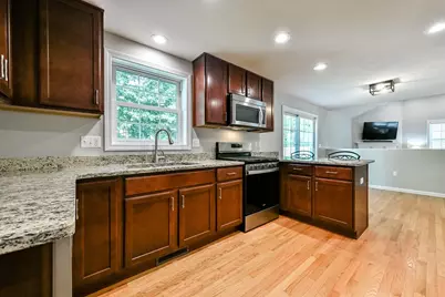 34 Bufton Farm Rd, Clinton, MA 01510 - Photo 12