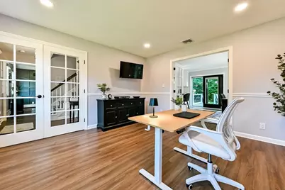 7 Southpark Ln, Mansfield, MA 02048 - Photo 12