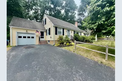 130 Central St, North Reading, MA 01864 - Photo 2