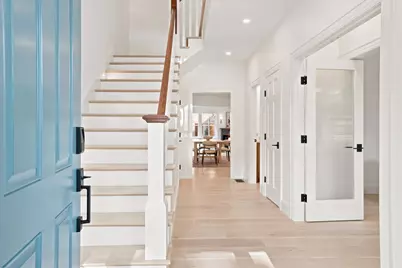 6 Plant St, Newburyport, MA 01950 - Photo 4
