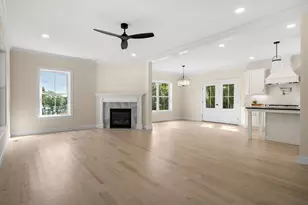 2 Violet Way, Westford, MA 01886 - Photo 6