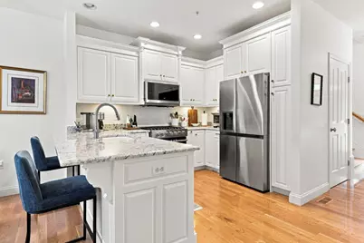 900 Lynnfield Street #6, Lynnfield, MA 01940 - Photo 2