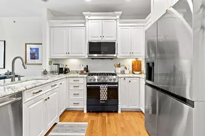 900 Lynnfield Street #6, Lynnfield, MA 01940 - Photo 4