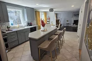 20 Farm Pond Rd, Dracut, MA 01826 - Photo 6