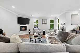 1721 Centre St, Boston, MA 02132 - Photo 2