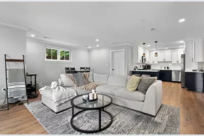 1721 Centre St #204, Boston, MA 02132 - Photo 6