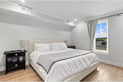 1721 Centre St #204, Boston, MA 02132 - Photo 16