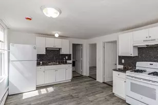 13 Greenwood St, Gardner, MA 01440 - Photo 2