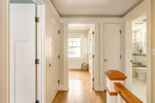 35 Gorham St, Cambridge, MA 02138 - Photo 18