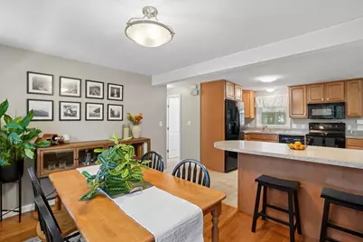 15 Brookman Street, Worcester, MA 01606 - Photo 6
