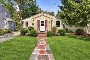 24 Grapevine Ave, Lexington, MA 02421 - Photo 1