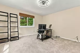 30 Mountain Gate Rd, Ashland, MA 01721 - Photo 16