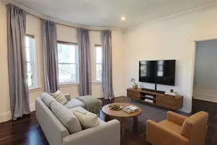 14 Everett St, Everett, MA 02149 - Photo 10