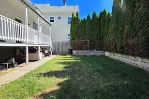 14 Everett St, Everett, MA 02149 - Photo 26