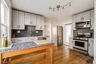 217-219 Florence St, Boston, MA 02131 - Photo 14