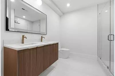 17 Holmes #2R, Quincy, MA 02171 - Photo 8