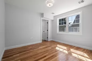 15 Foster St, Arlington, MA 02474 - Photo 18