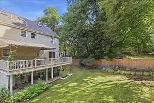 25 Hamlet St, Newton, MA 02459 - Photo 22