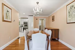 25 Hamlet St, Newton, MA 02459 - Photo 8