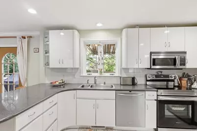 25 Hamlet Street #25, Newton, MA 02459 - Photo 6