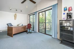 105 Hartford Tpke, Shrewsbury, MA 01545 - Photo 10