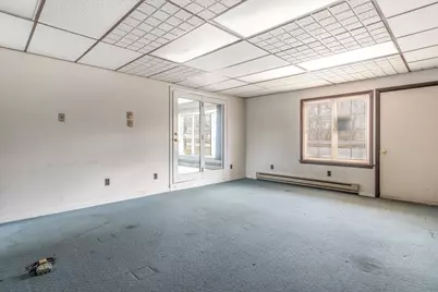 105 Hartford Tpke, Shrewsbury, MA 01545 - Photo 8