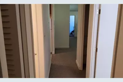 9 Longwood Dr #4, Andover, MA 01810 - Photo 10
