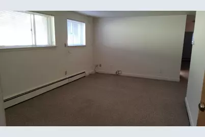 9 Longwood Dr #4, Andover, MA 01810 - Photo 6