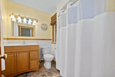 272 Shaw St, Lowell, MA 01851 - Photo 10