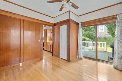 272 Shaw St, Lowell, MA 01851 - Photo 8