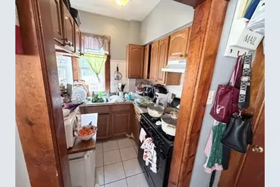 525 Cottage St, New Bedford, MA 02740 - Photo 12