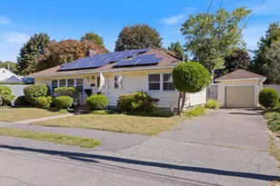 4 Oakhurst Rd, Beverly, MA 01915 - Photo 1