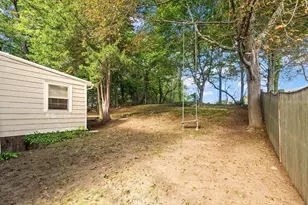 21 Goldsmith Ave, Beverly, MA 01915 - Photo 32