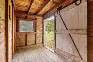 95 Mill St, Dunstable, MA 01827 - Photo 28