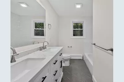 251 Winn St, Burlington, MA 01803 - Photo 22