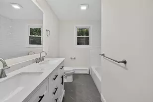 251 Winn St, Burlington, MA 01803 - Photo 22