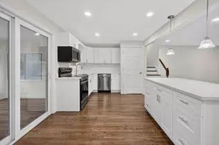 251 Winn St, Burlington, MA 01803 - Photo 10