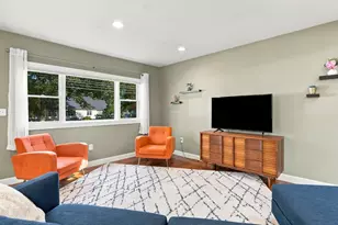 70 Brigham St, Hudson, MA 01749 - Photo 6