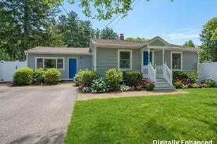 70 Brigham St, Hudson, MA 01749 - Photo 2