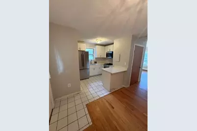131 N Main St #5, Andover, MA 01810 - Photo 4
